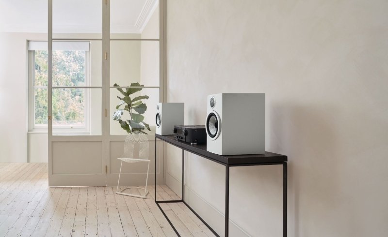 Bowers & Wilkins 706 S3