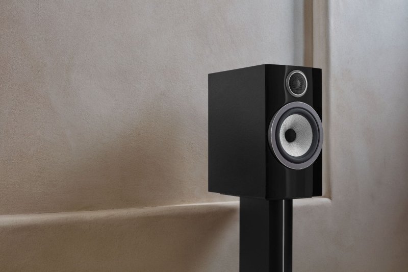 Bowers & Wilkins 706 S3
