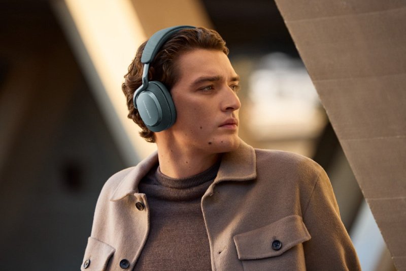 Bowers & Wilkins Px7 S3