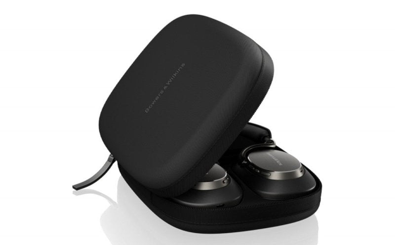 Bowers & Wilkins Px8 S2