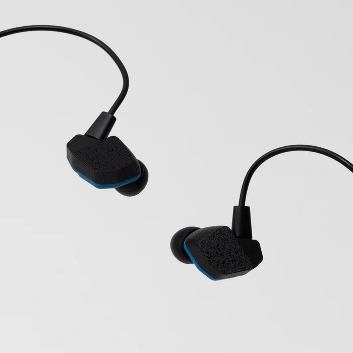 Final Audio A2000