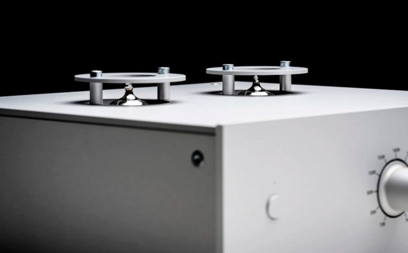 Pro-Ject Tube Box DS3 B