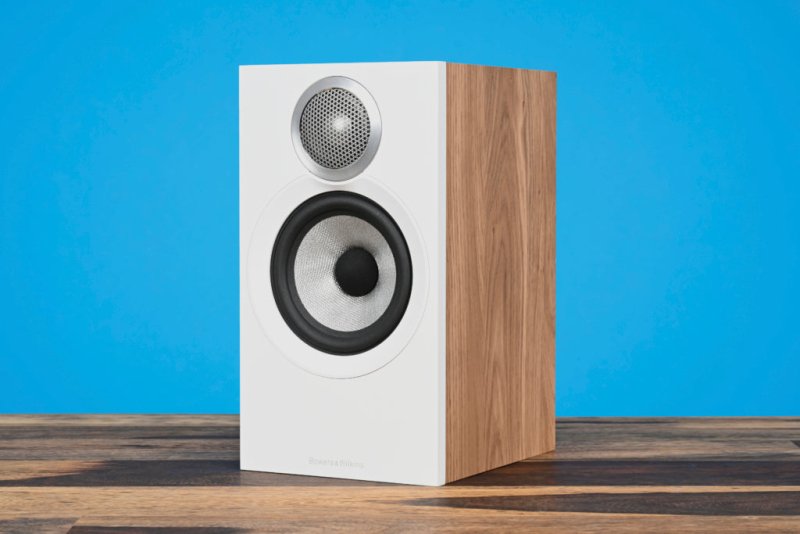 Bowers & Wilkins 607 S3