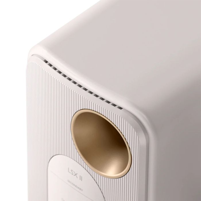 KEF LSX II