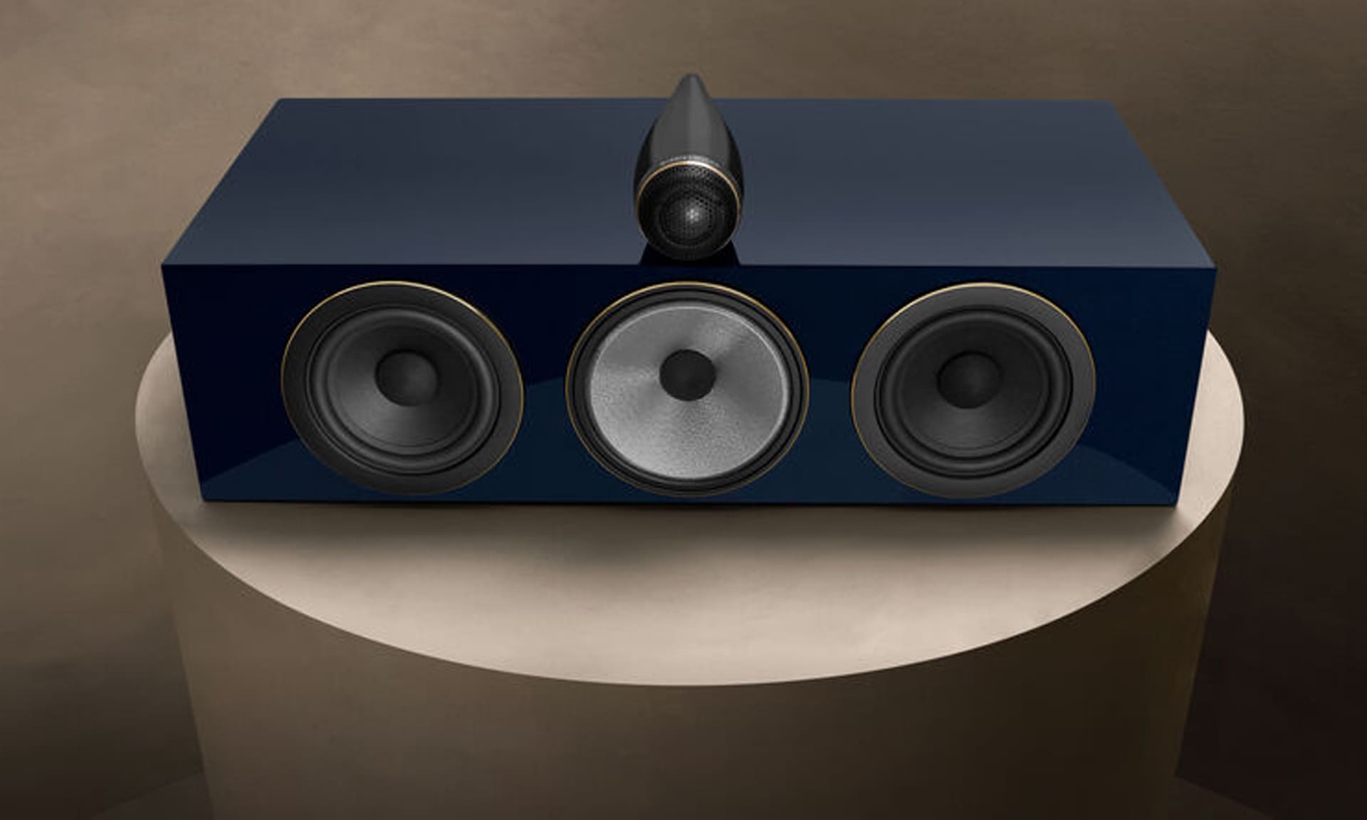 Bowers & Wilkins HTM71 S3 Signature sala