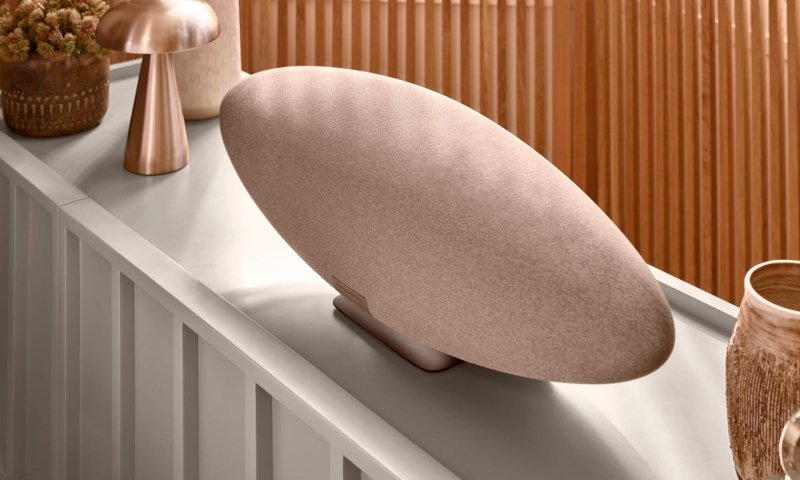 Bowers & Wilkins Zeppelin Pro Edition