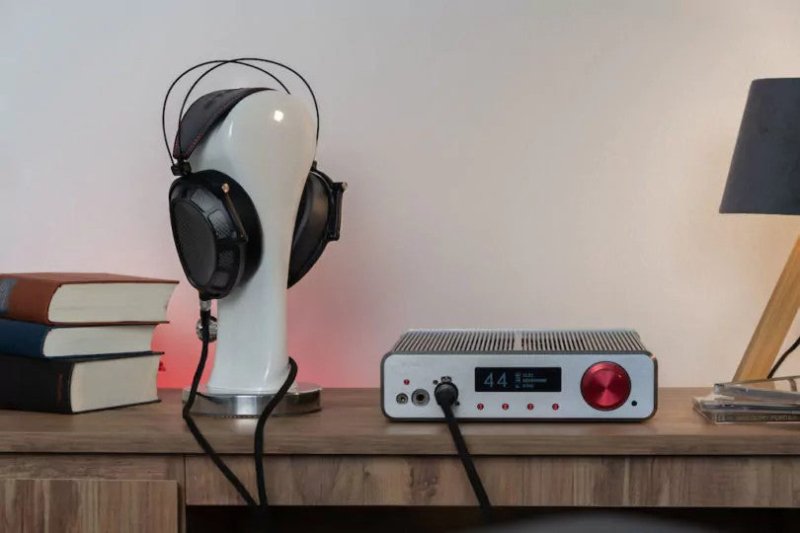 Dan Clark Audio Stealth