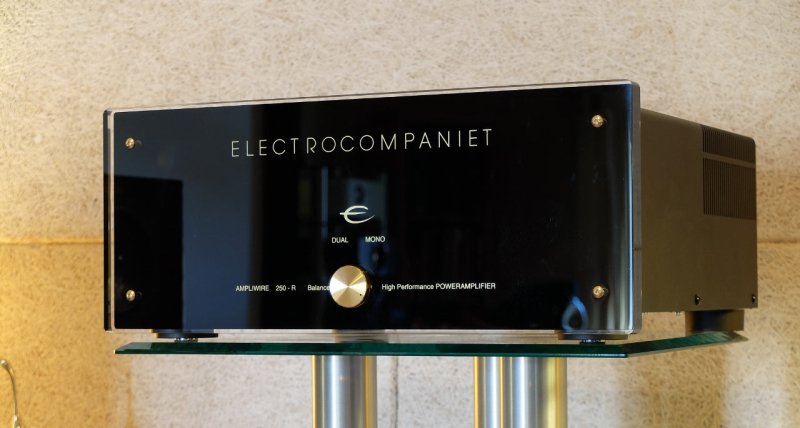 Electrocompaniet AW 250-R