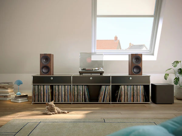 Kef Q Concerto Meta