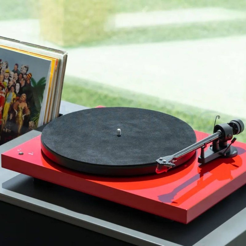Pro-Ject Leather It