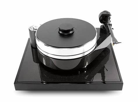 Pro-Ject RPM 10 Carbon