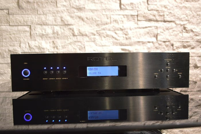 Rotel C8+