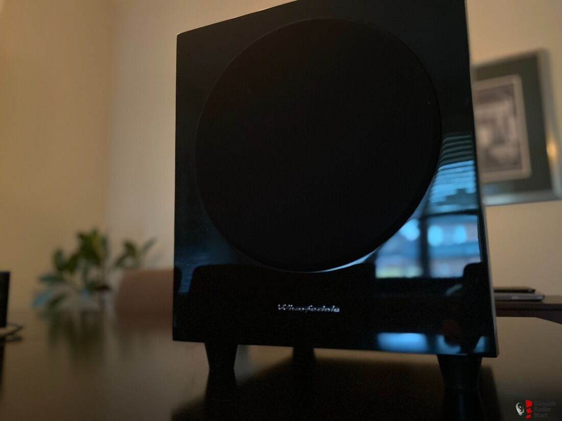 Wharfedale WH-D8