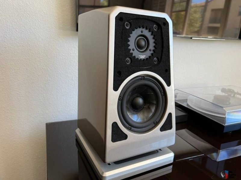 Wilson Audio Isobase