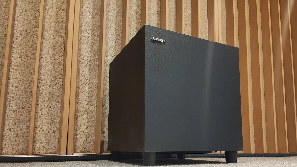 Jamo SUB 210 | Subwoofer