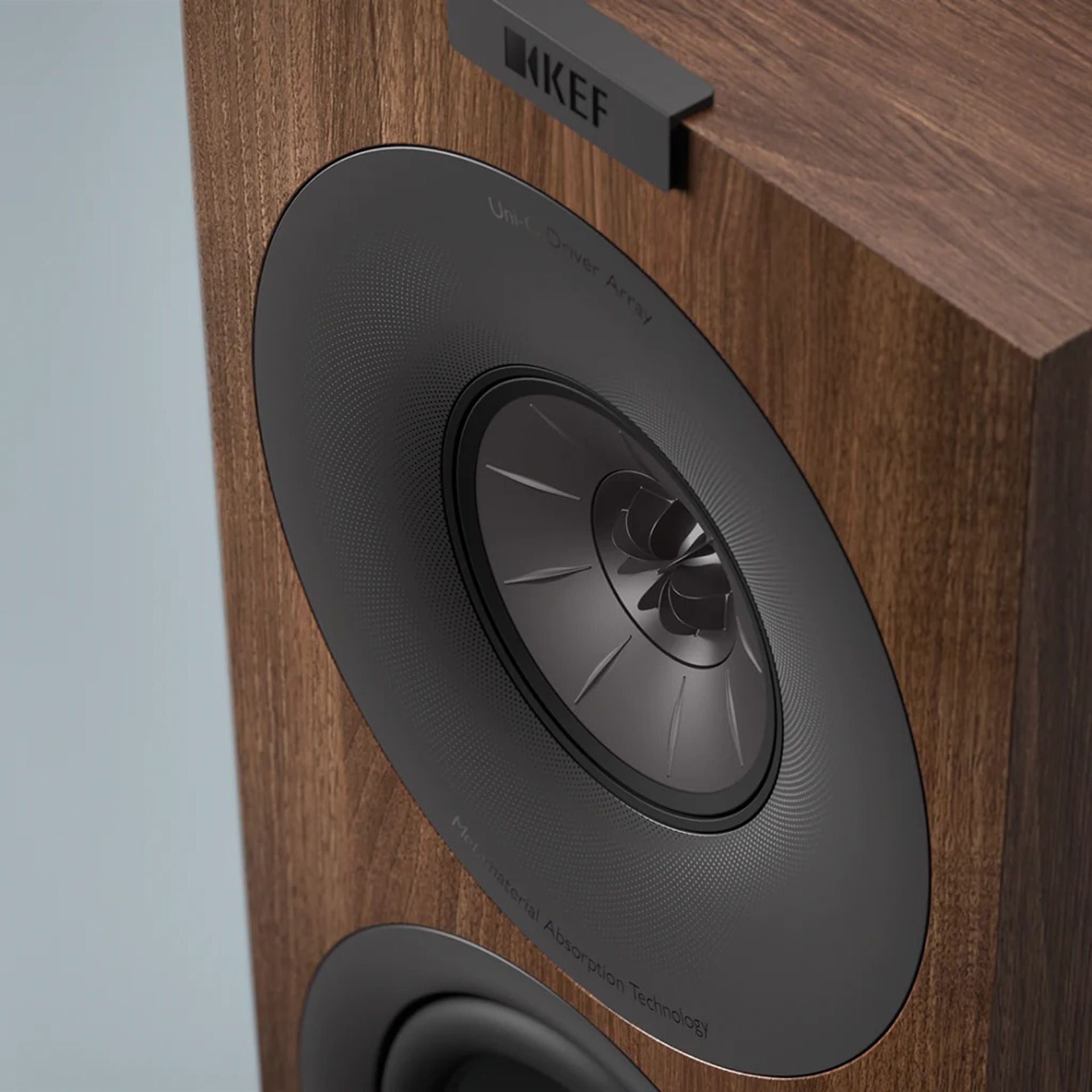 Kef Q Concerto Meta